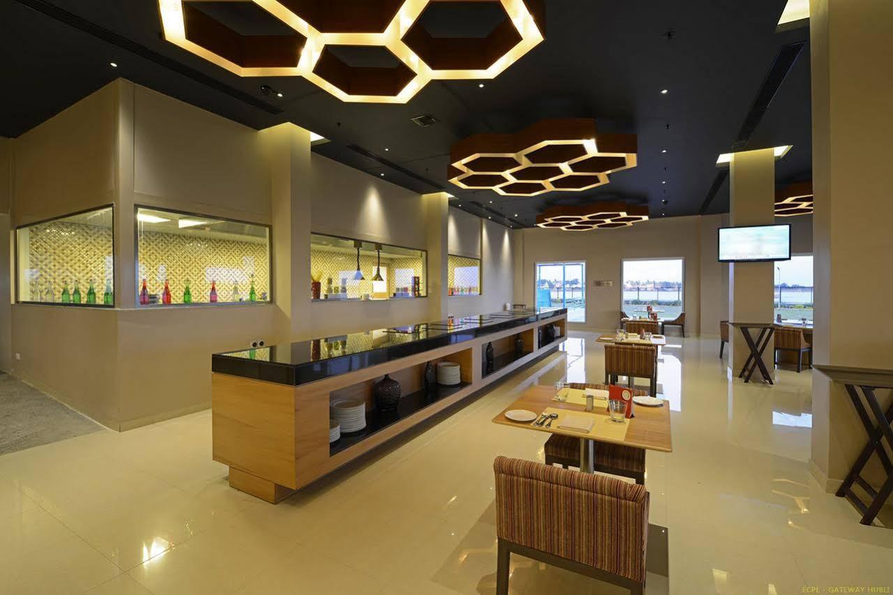 Hotel Naveen Lakeside Hubli Exterior photo